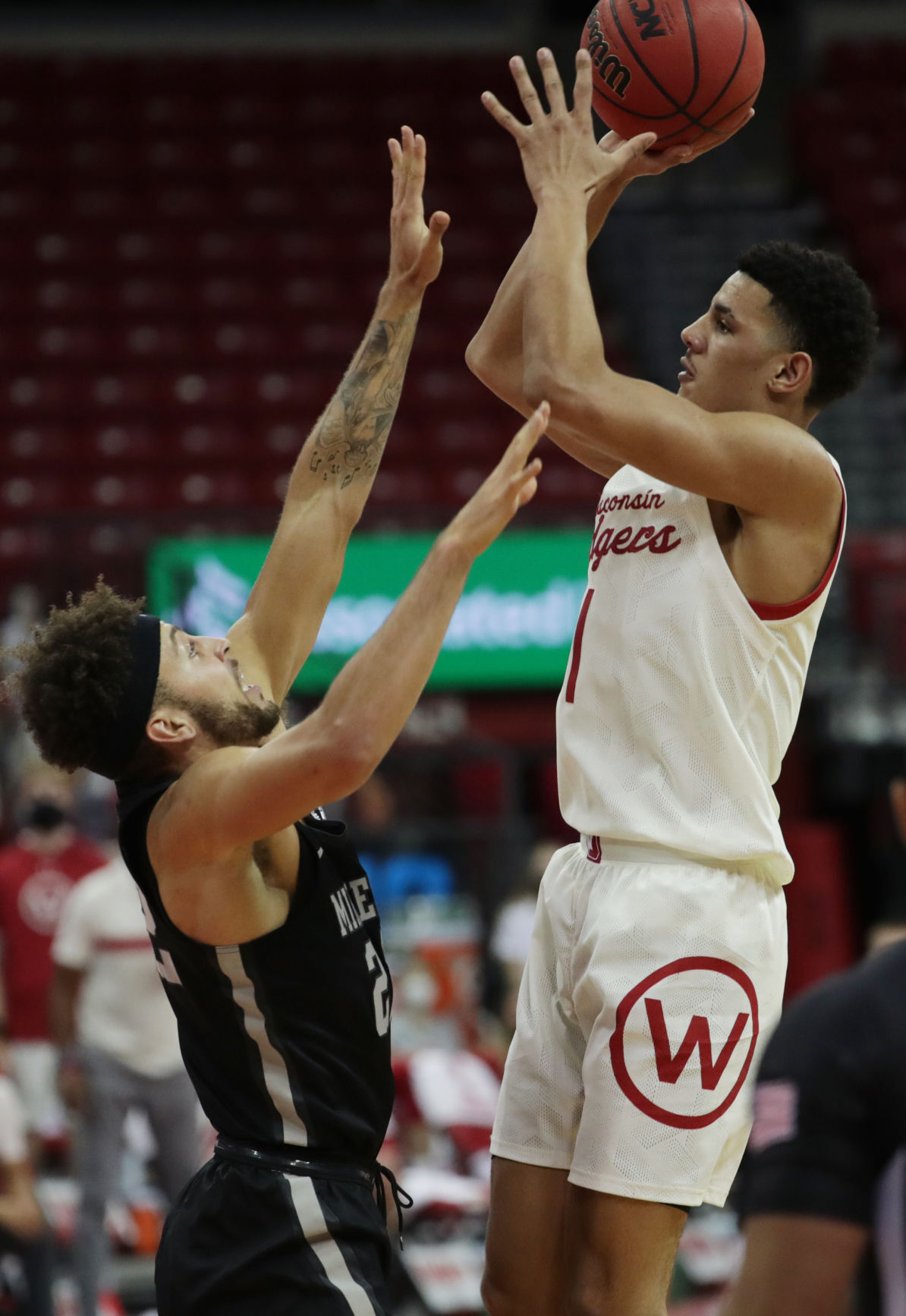 UW 71, Minnesota 59